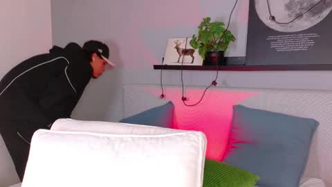   online show from March 13, 2026, 11:06 am