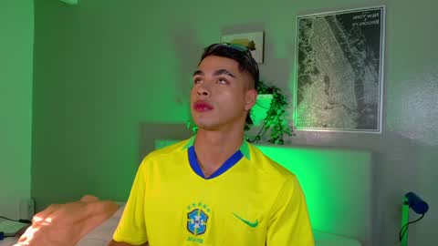   online show from April 5, 2026, 11:18 am