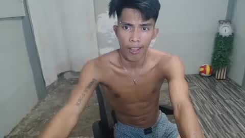 ken_minjun online show from May 24, 2026, 11:59 am