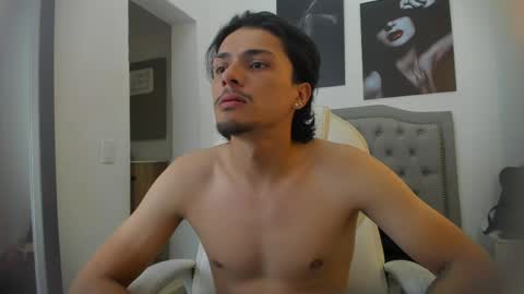 Snapshot of ken_valkov chatting on April 10, 2026, 7:40 pm Ken Valkov online show from April 10, 2026, 7:40 pm