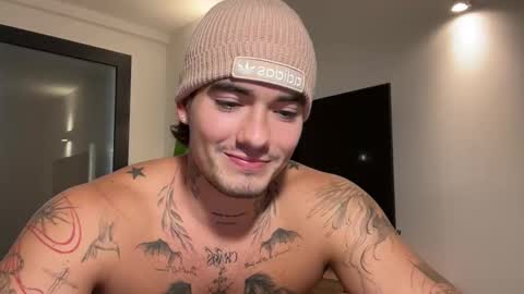 luis carlos esteban online show from October 28, 2025, 3:47 pm