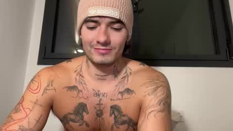 luis carlos esteban online show from November 18, 2025, 5:06 pm