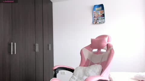 Snapshot of kendal_hot1 chatting on February 7, 2026, 7:17 pm Aleja3 online show from February 7, 2026, 7:17 pm