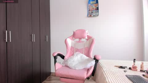 Snapshot of kendal_hot1 chatting on February 12, 2026, 2:12 pm Aleja3 online show from February 12, 2026, 2:12 pm