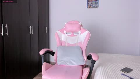 Snapshot of kendal_hot1 chatting on February 23, 2026, 6:49 pm Aleja3 online show from February 23, 2026, 6:49 pm