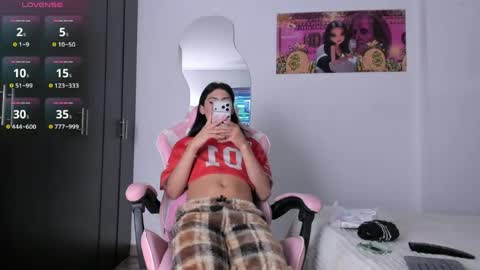 Snapshot of kendal_hot1 chatting on May 25, 2026, 6:03 pm Aleja3 online show from May 25, 2026, 6:03 pm