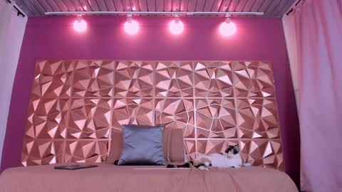 Snapshot of kendall23_ chatting on December 23, 2024, 1:56 pm Kendall online show from December 23, 2024, 1:56 pm