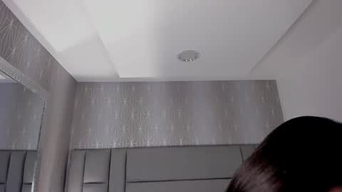 kendall_evanss_ online show from November 21, 2025, 4:11 am