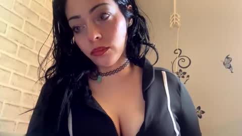 Snapshot of kendall_knoxx chatting on October 1, 2025, 3:29 pm Kendall Kandy online show from October 1, 2025, 3:29 pm