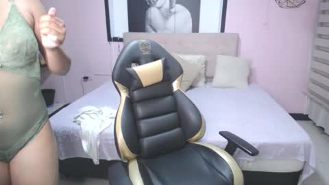 Snapshot of kendall_rossii_ chatting on December 21, 2025, 3:46 am kendall_rossii_ online show from December 21, 2025, 3:46 am