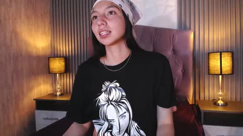 kendall_saenz online show from February 11, 2025, 9:03 pm