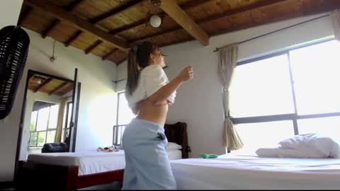 Snapshot of kendalltyler chatting on January 31, 2025, 4:59 pm kendall online show from January 31, 2025, 4:59 pm