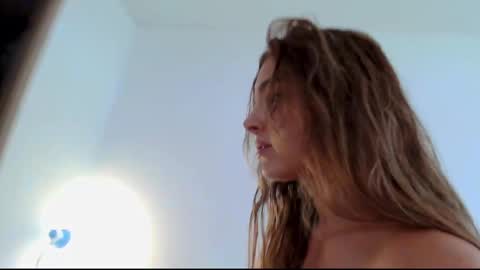 Snapshot of kendalltyler chatting on February 21, 2025, 6:26 pm kendall online show from February 21, 2025, 6:26 pm