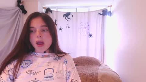 Snapshot of kendalltyler chatting on October 11, 2025, 7:56 pm kendall online show from October 11, 2025, 7:56 pm