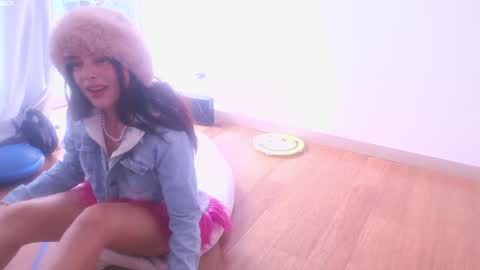 Snapshot of kendalltyler chatting on January 8, 2026, 6:10 pm kendall online show from January 8, 2026, 6:10 pm