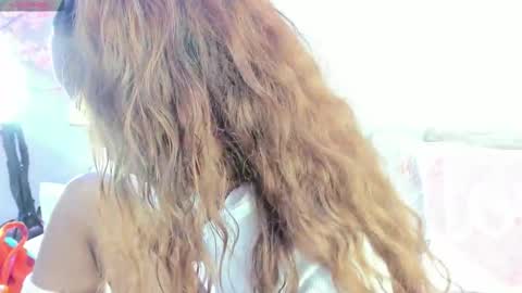 Kendal  online show from October 25, 2025, 9:20 pm