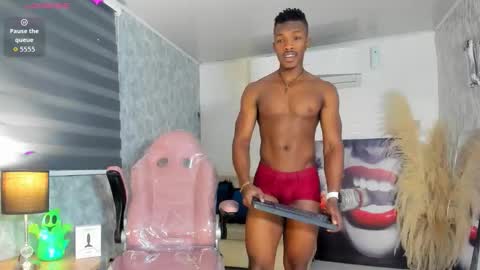 Kender online show from November 12, 2025, 9:14 pm