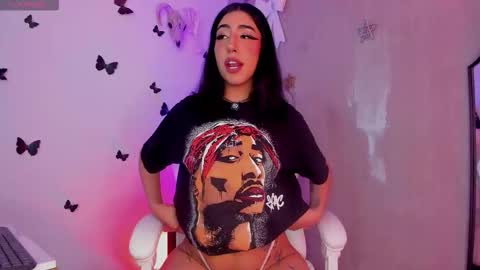 Kendra  online show from November 27, 2025, 8:11 pm