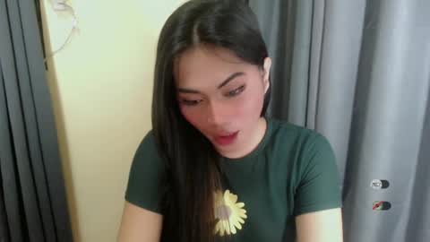 K E N D R A online show from March 7, 2025, 9:48 pm