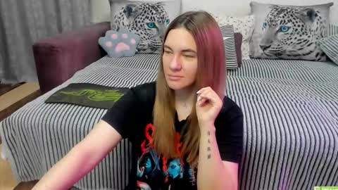 Kendra online show from April 4, 2026, 11:13 pm