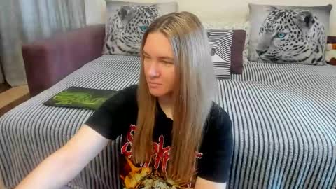 Kendra online show from June 6, 2026, 11:53 pm