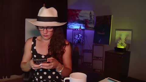 Kendra online show from September 22, 2025, 2:24 am