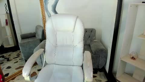 Snapshot of kendradior1 chatting on June 10, 2026, 12:26 pm Kendra online show from June 10, 2026, 12:26 pm