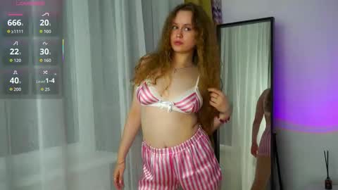 Snapshot of kendraedger chatting on October 10, 2025, 6:51 pm Kira online show from October 10, 2025, 6:51 pm