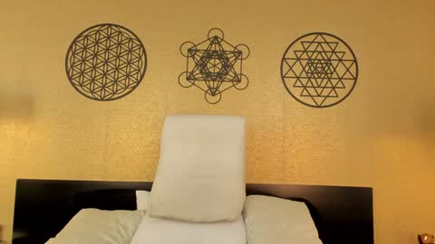 Snapshot of kendraleroy chatting on February 8, 2025, 9:04 pm KENDRA online show from February 8, 2025, 9:04 pm