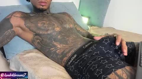 Snapshot of kendrik_brown chatting on February 4, 2026, 6:03 pm kendrick brown online show from February 4, 2026, 6:03 pm