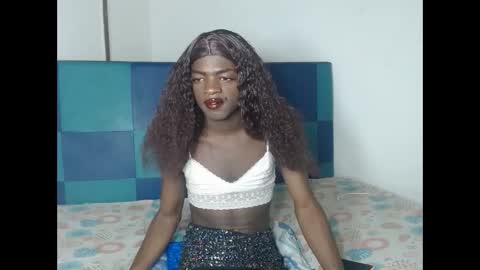 kenia_nihiara online show from June 5, 2026, 2:34 pm