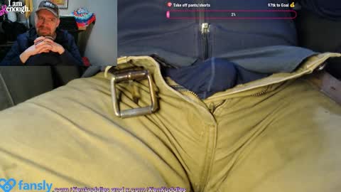 Snapshot of kenkuddles chatting on December 17, 2024, 5:04 pm Ken Kuddles online show from December 17, 2024, 5:04 pm