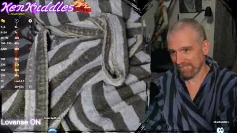 Snapshot of kenkuddles chatting on September 14, 2025, 6:12 am Ken Kuddles online show from September 14, 2025, 6:12 am