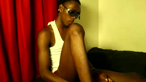 Snapshot of kenna_ass chatting on February 1, 2026, 2:10 am Kenia online show from February 1, 2026, 2:10 am