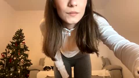 Snapshot of kennasoft chatting on December 10, 2024, 12:38 pm Kenna next time online - 2nd of Dec online show from December 10, 2024, 12:38 pm