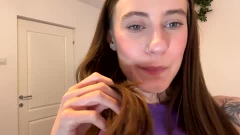 Snapshot of kennasoft chatting on February 22, 2025, 2:19 pm Kenna next time online - 2nd of Dec online show from February 22, 2025, 2:19 pm