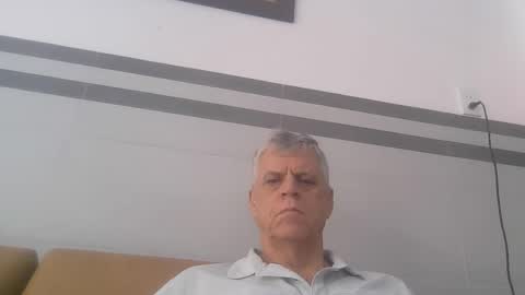 kent_ham online show from January 8, 2026, 3:42 am