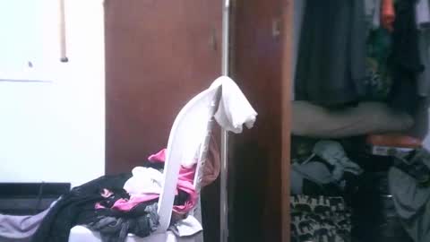 keny06 online show from February 12, 2025, 10:35 am