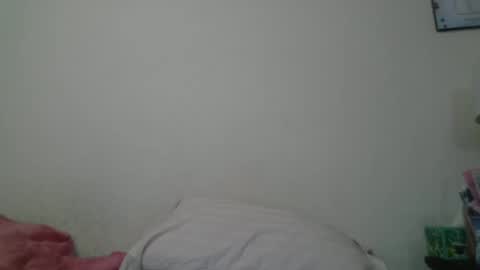 KenzBenz online show from April 15, 2026, 5:42 pm