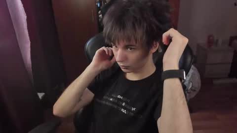 Snapshot of keorinav chatting on February 17, 2026, 11:07 am Looking for a moderator I PVT IS OPEN online show from February 17, 2026, 11:07 am