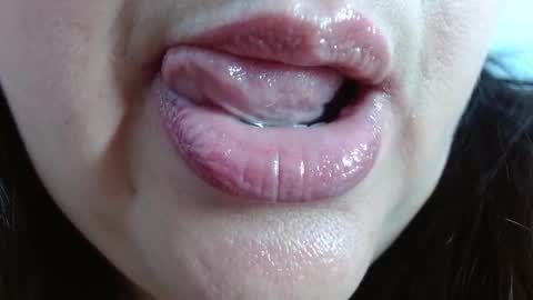 K E R L Y online show from January 5, 2026, 5:27 pm