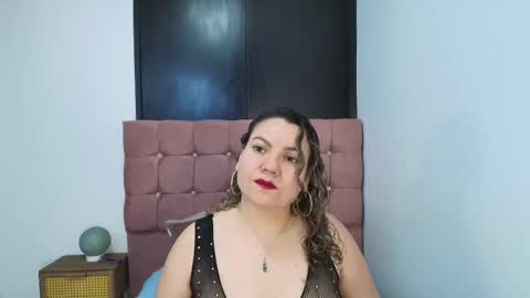 KERLY online show from October 2, 2025, 12:23 pm