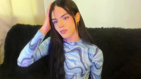 Kerly online show from December 17, 2025, 7:42 pm