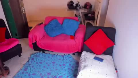 Kerlysmith24 online show from October 26, 2025, 4:24 pm