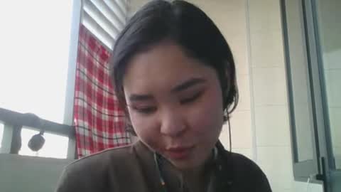 Jenny  online show from November 22, 2025, 7:51 am