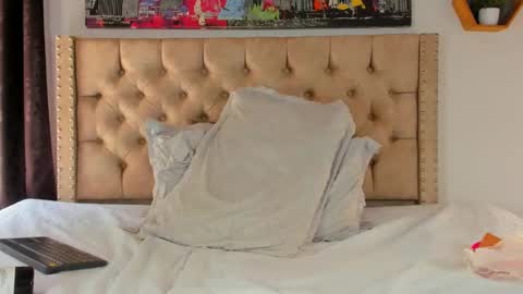 Kery Hillson online show from January 12, 2025, 5:01 pm