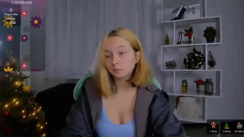 Ketrin online show from December 21, 2025, 6:09 am