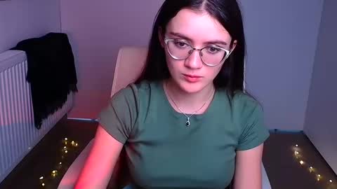 Ketrin online show from December 21, 2024, 1:26 am