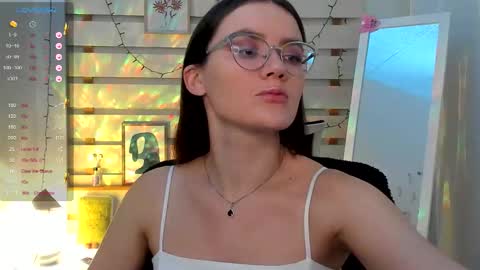 Ketrin online show from October 9, 2025, 6:50 pm