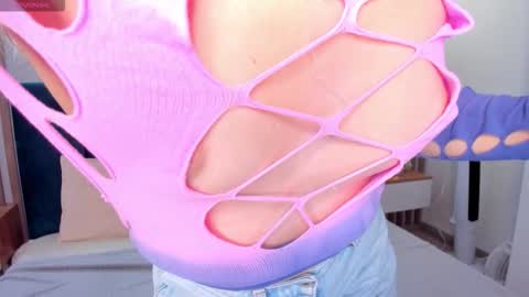 KatrinaKetrin online show from November 8, 2025, 1:28 am